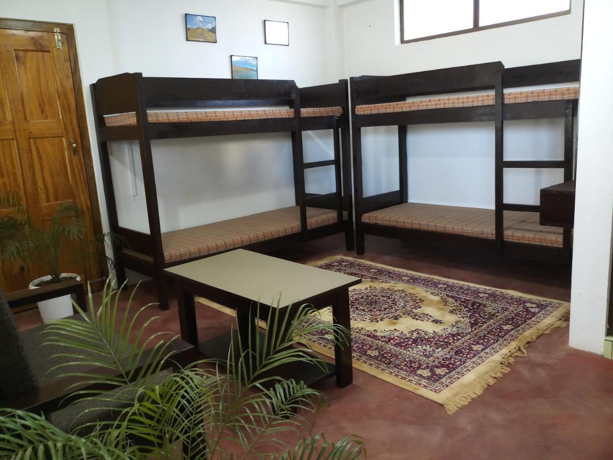 Manna Inspira Hotel Shillong Buitenkant foto