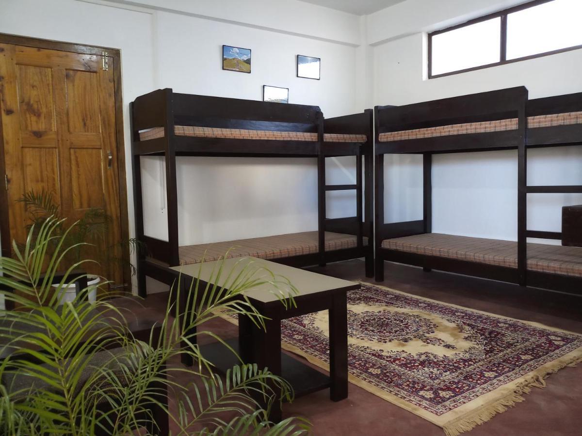 Manna Inspira Hotel Shillong Buitenkant foto